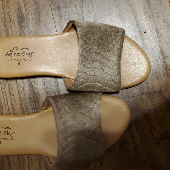 Agave sky cowhide sandals Cowhide Python design Sandals sz 6 - Picture 2 of 6